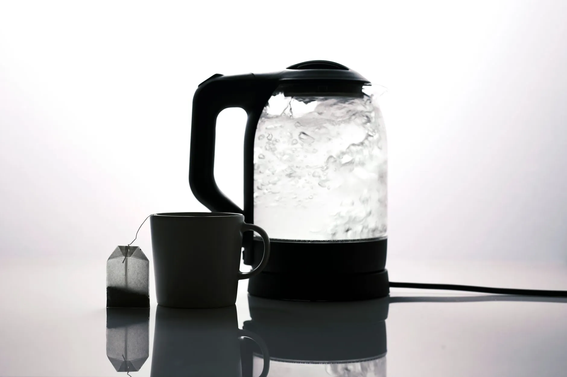 海南陵水椰子水与椰青产品新鲜度对比及选购要点